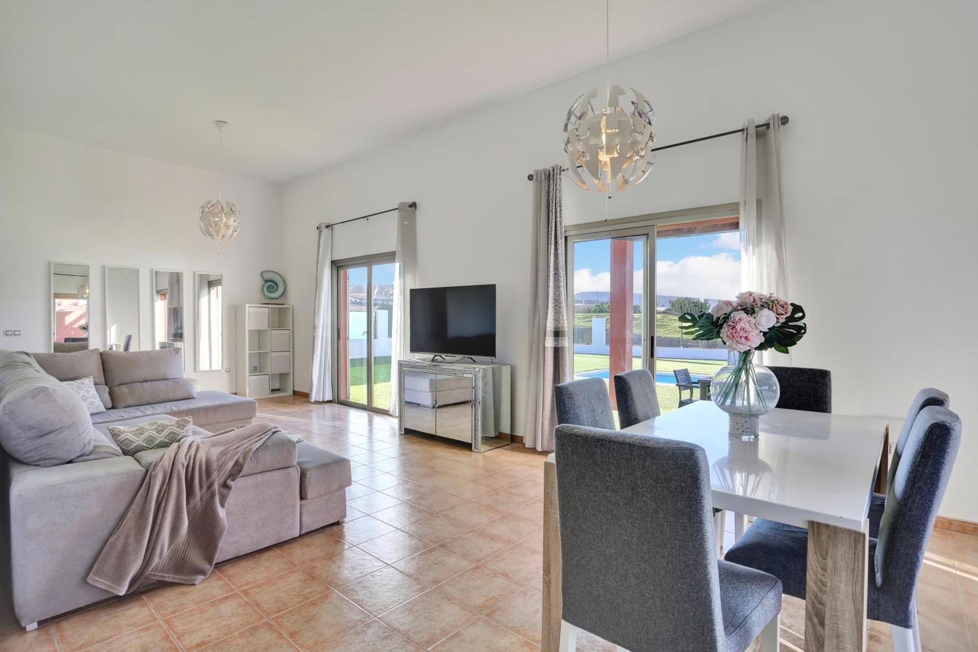Blue Sky Golf Villa *